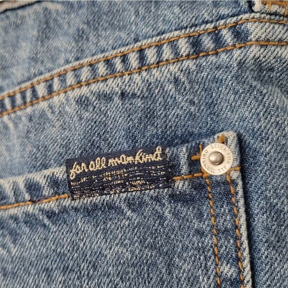 NWT 7 For All Mankind Monroe Cut-Off Short - Picture 8 of 8